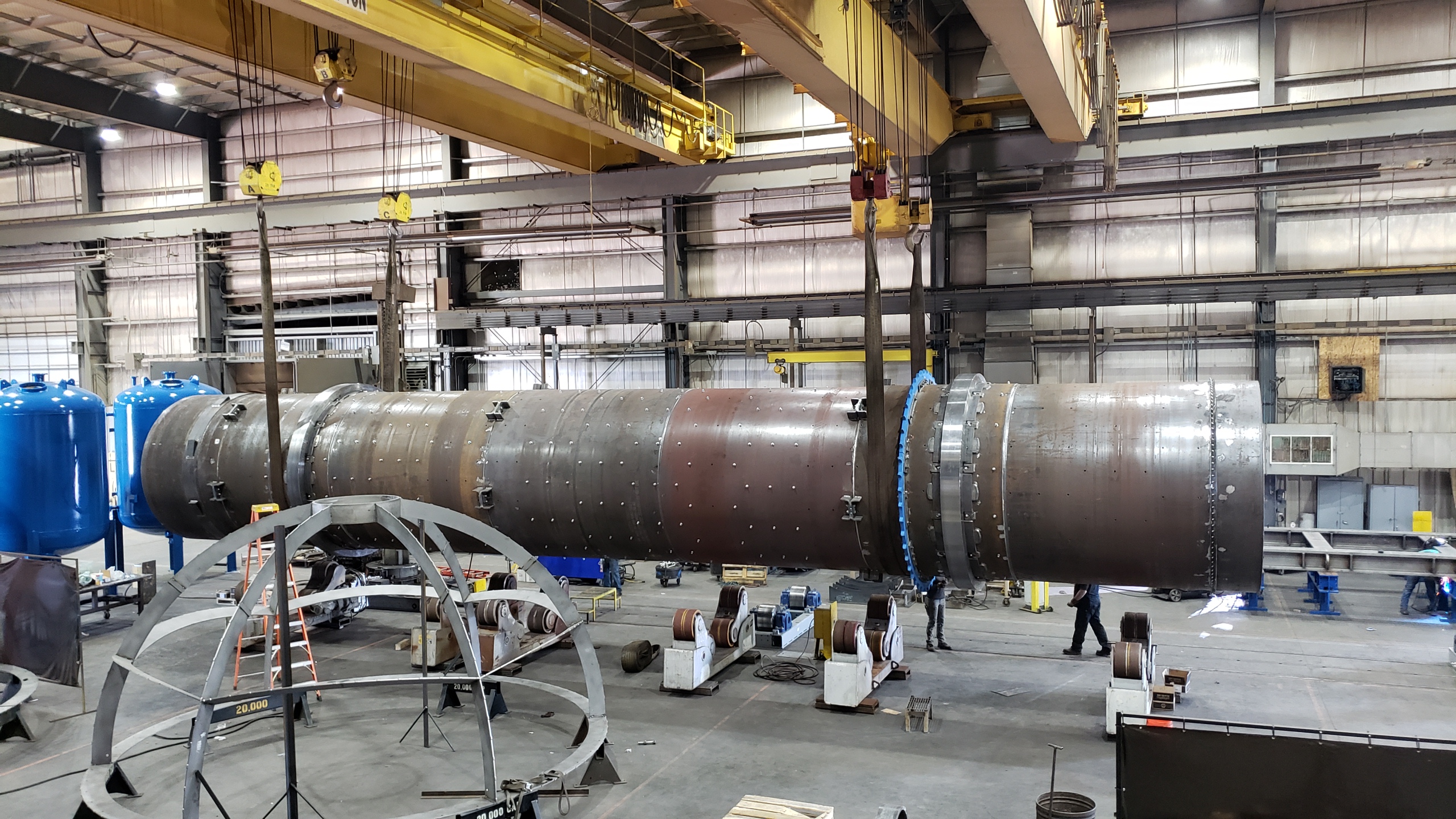 Large Fabrication Bay Lifting